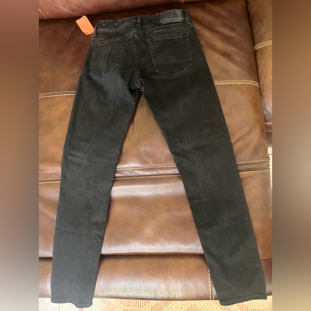 Women’s American Eagle Skinny jeans size 28